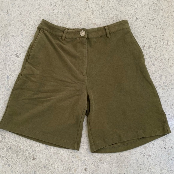 Richer Poorer Women’s Rustic City Short | Olive Army | Size M | NWOT - Picture 3 of 8